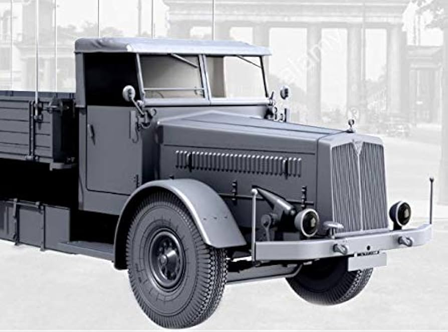 Amazon | ダス・ヴェルク 1/35 ドイツ軍 FAUN L900 トラック w/SdAh115