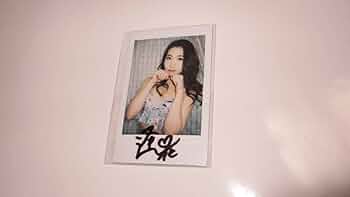 Amazon.co.jp: 山岸あや花 山岸逢花 直筆サイン入り 現場生チェキ d