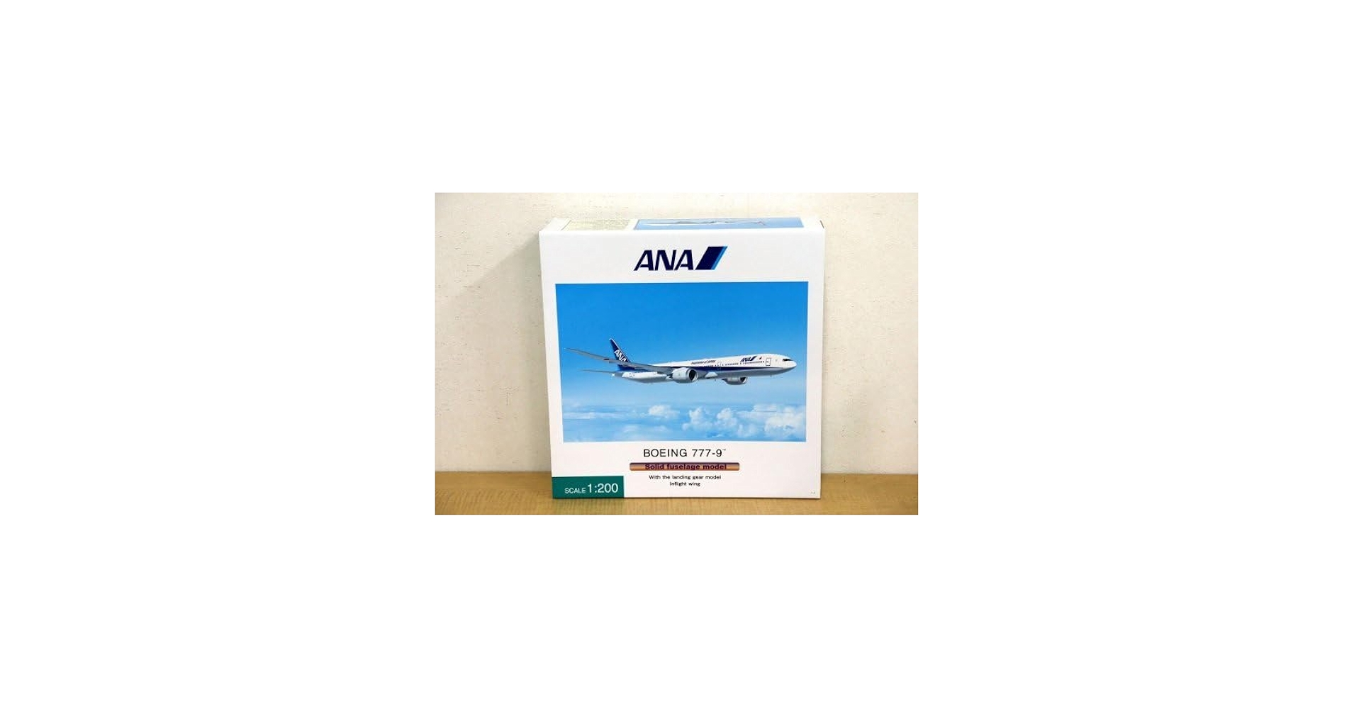 Amazon.co.jp: 全日空商事 1/200 777-9 ANA Solid fuselage model