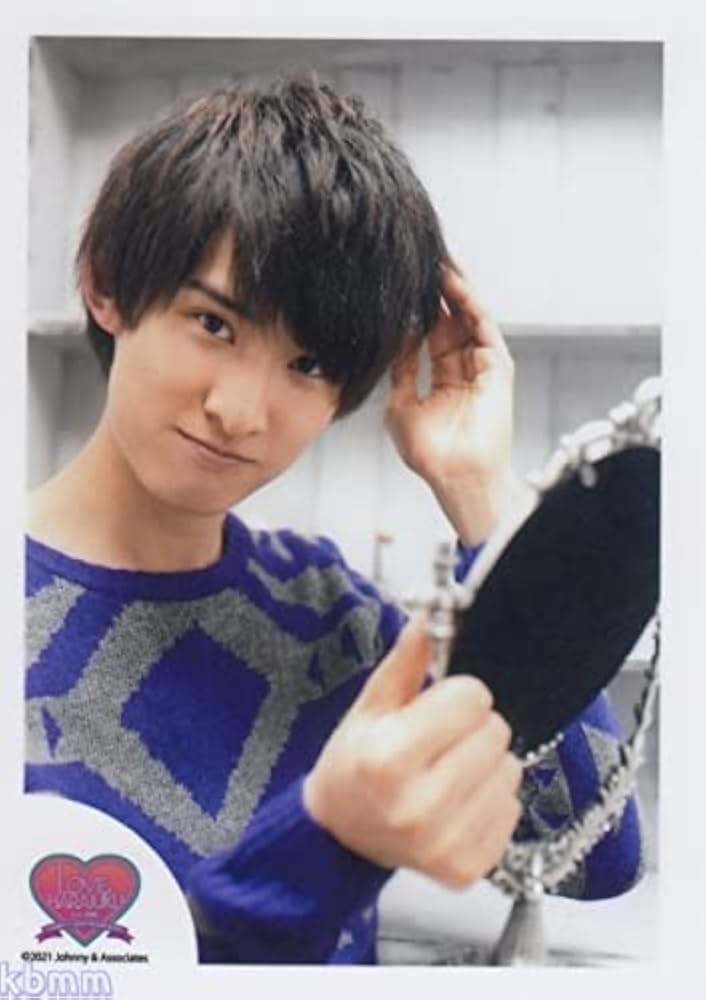 Amazon.co.jp: Snow Man mini公式写真(向井康二)5枚セット（L判の半分