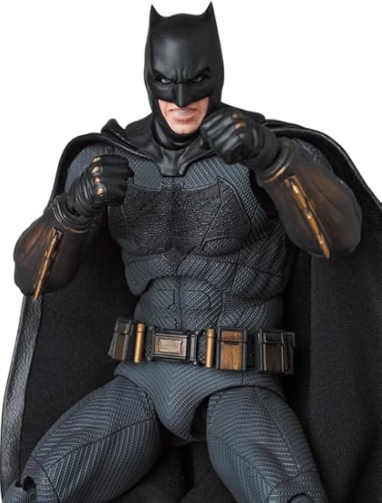 Amazon.co.jp: MEDICOM TOY MAFEX バットマン (ザック・スナイダーズ