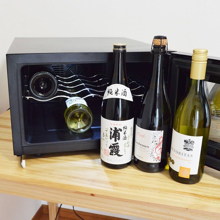 Amazon.co.jp: 場所を選ばない横置きワインセラー「俺のワイン