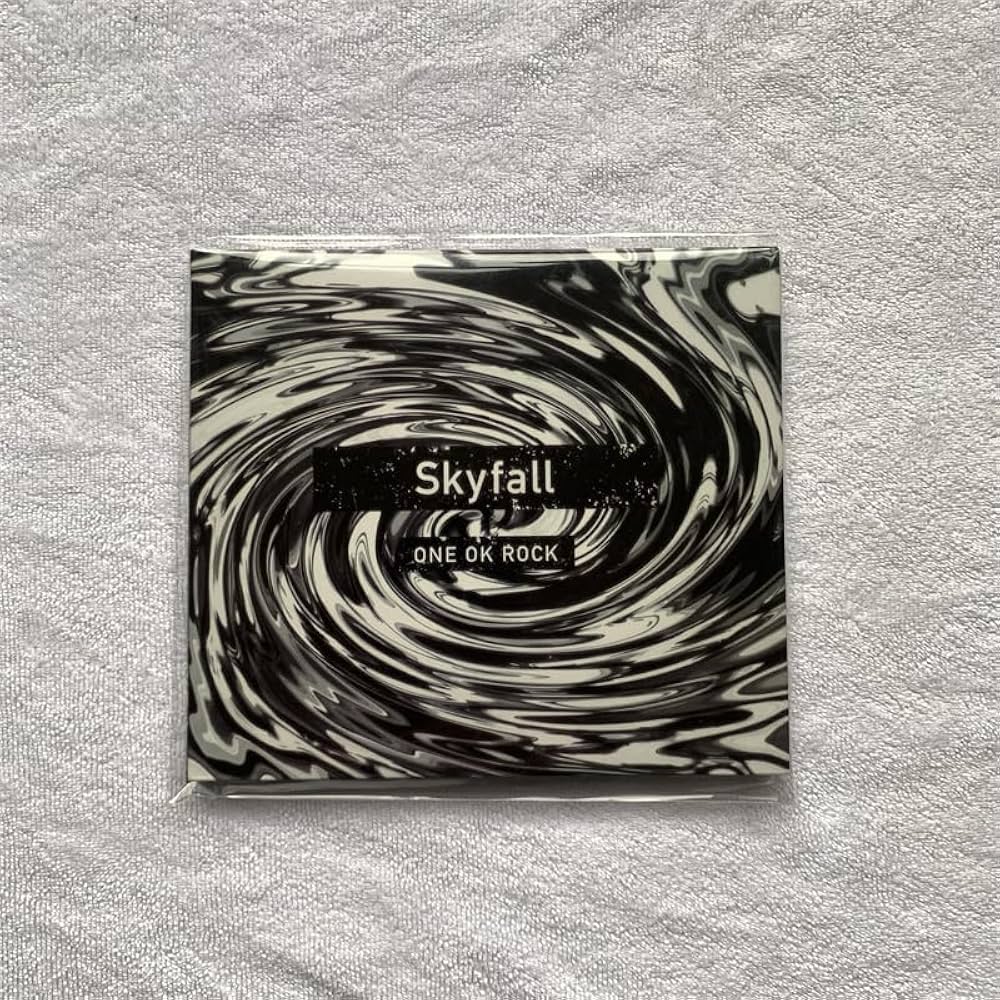 Amazon.co.jp: ONE OK ROCK ワンオク Skyfall 会場限定盤 CD : ホビー