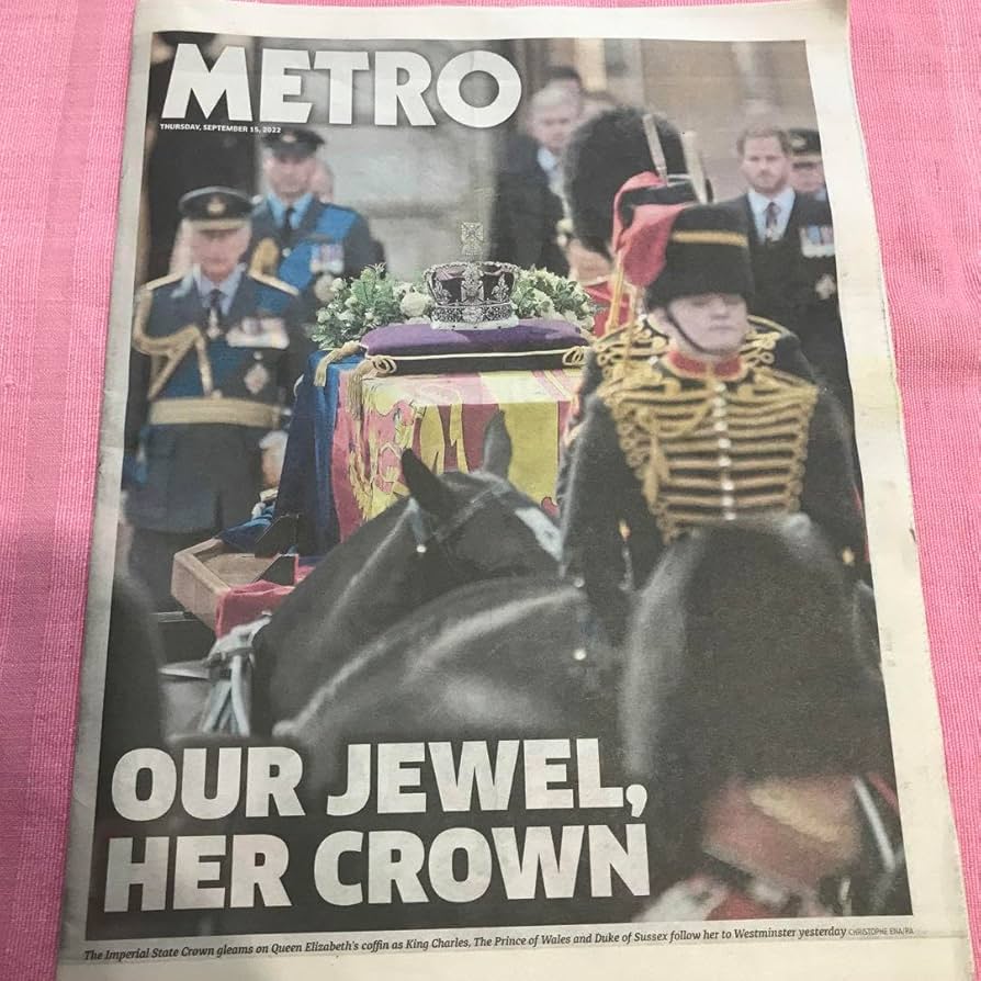 Amazon.co.jp: 英 METRO 新聞 号外 エリザベス女王ご逝去 メトロ 英字