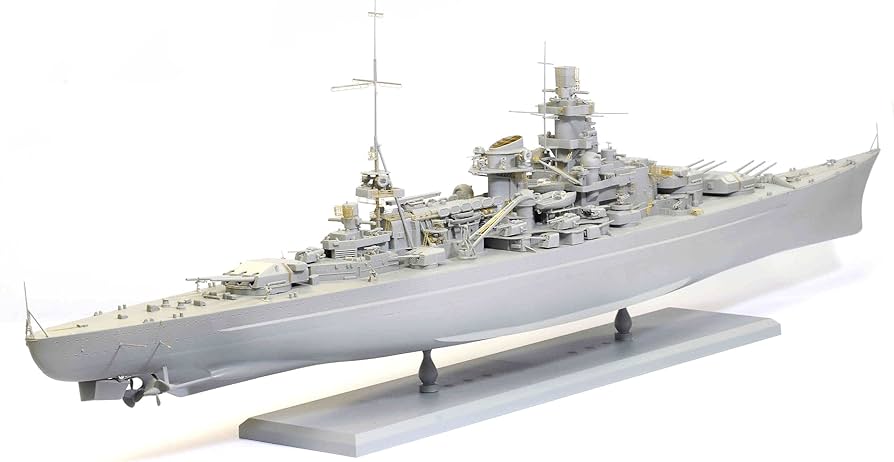 Amazon | ドラゴン 1/350 ドイツ戦艦 シャルンホルスト 1943 スマート