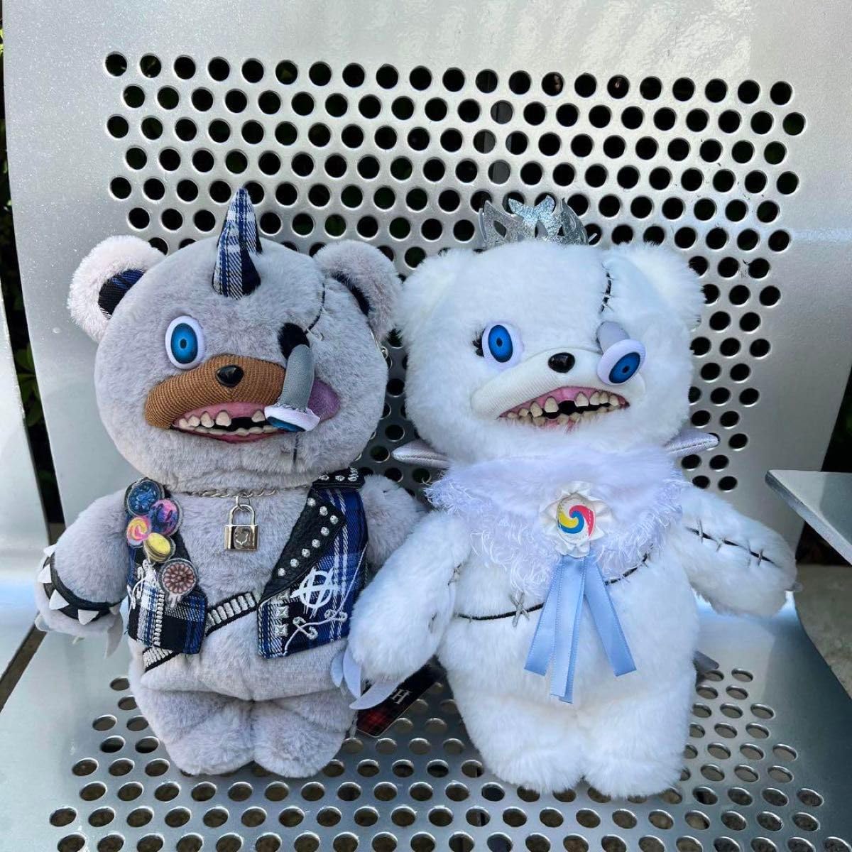 Amazon.co.jp: USJ ハロウィン2024 ハミクマパンク キーホルダー