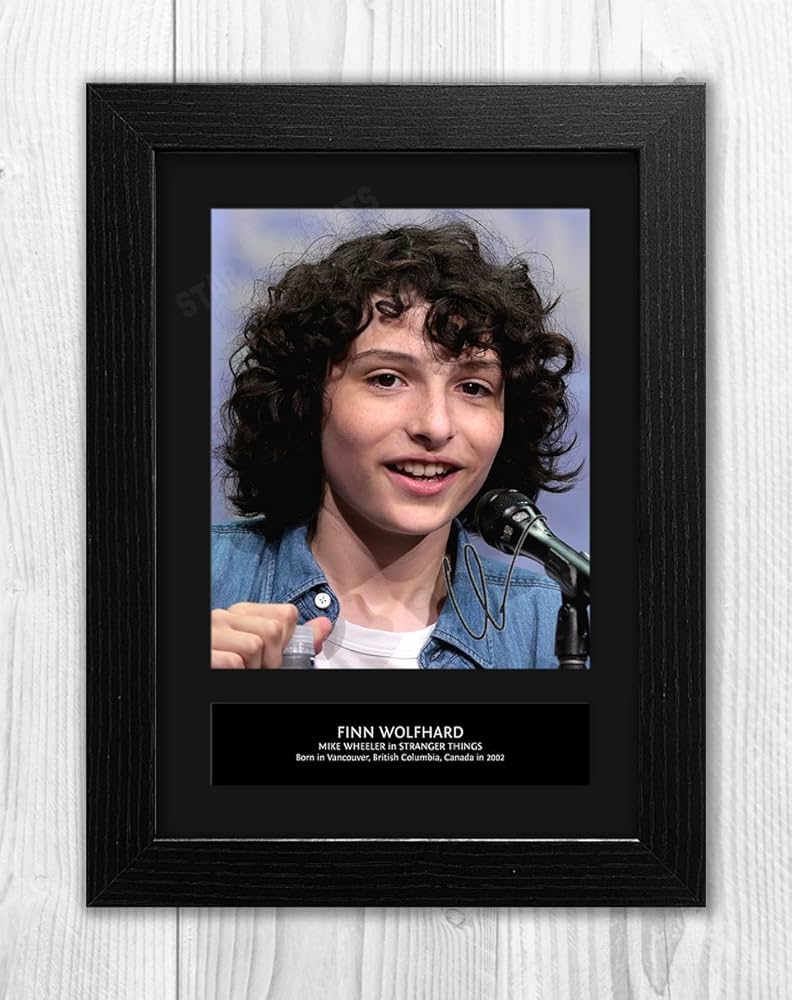 Amazon｜フィン・ウルフハード - マイク・ウィーラー - ストレンジャー