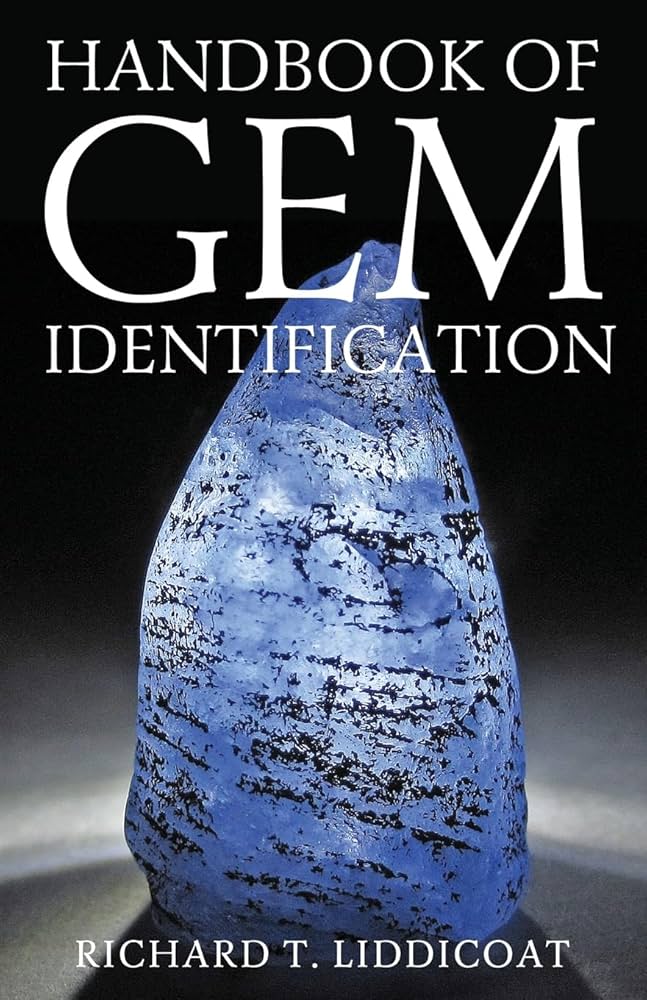 Handbook of Gem Identification: 9798869141668: Reference Books