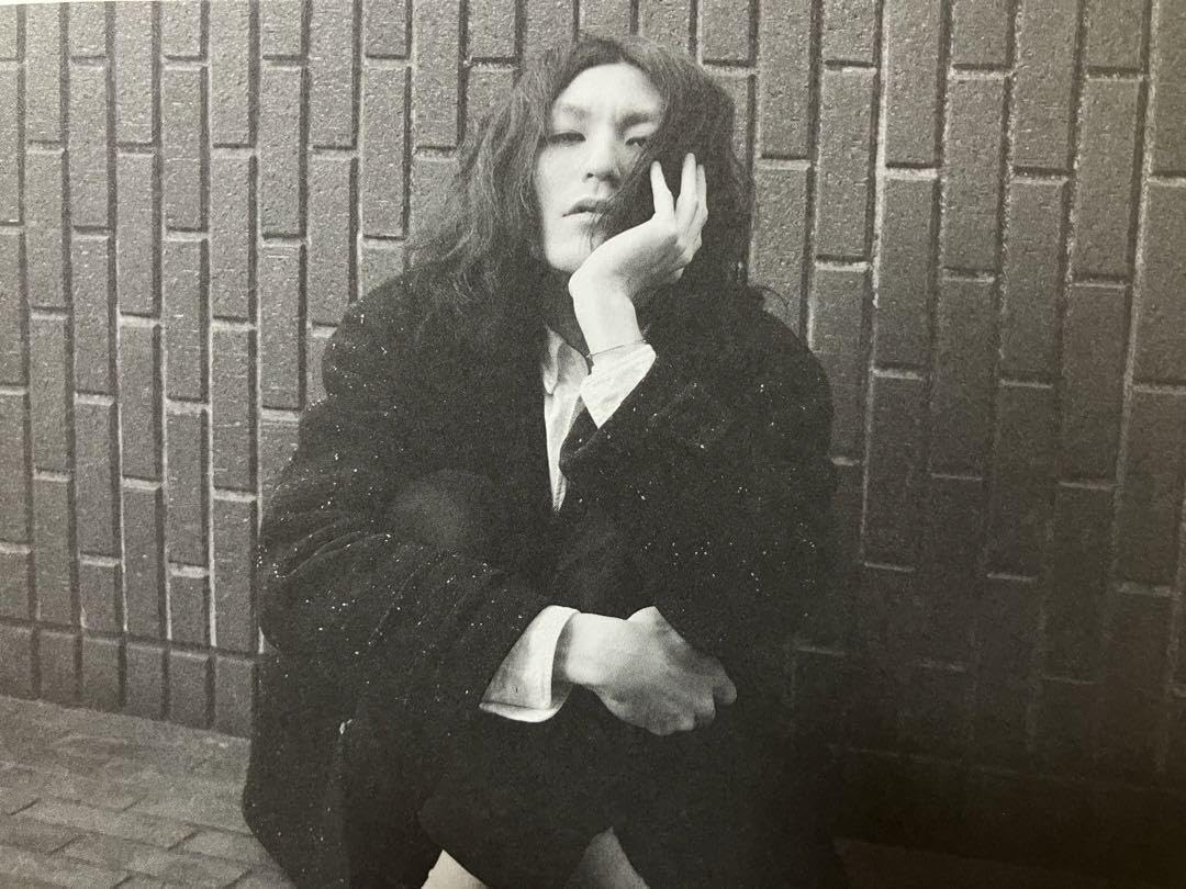 Amazon.co.jp: A4額付志磨遼平 ドレスコーズ 毛皮のマリーズ ポスター