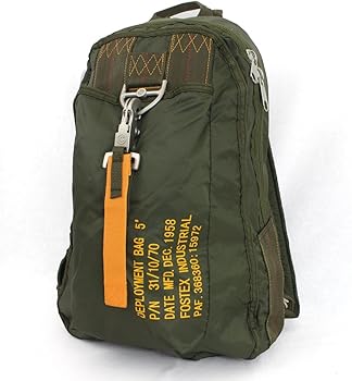 Amazon.co.jp: オリーブグリーンパラシュートバックパック : ファッション