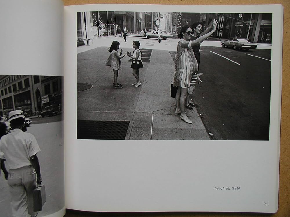 Amazon.co.jp: Winogrand: Figments from the Real World : 本
