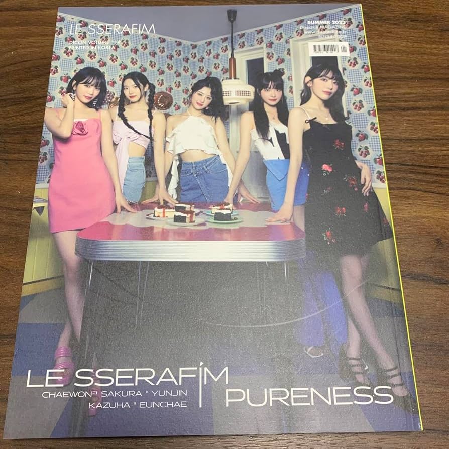 Amazon.co.jp: ルセラフィム DICON ウンチェ B 写真集 日本語訳付き