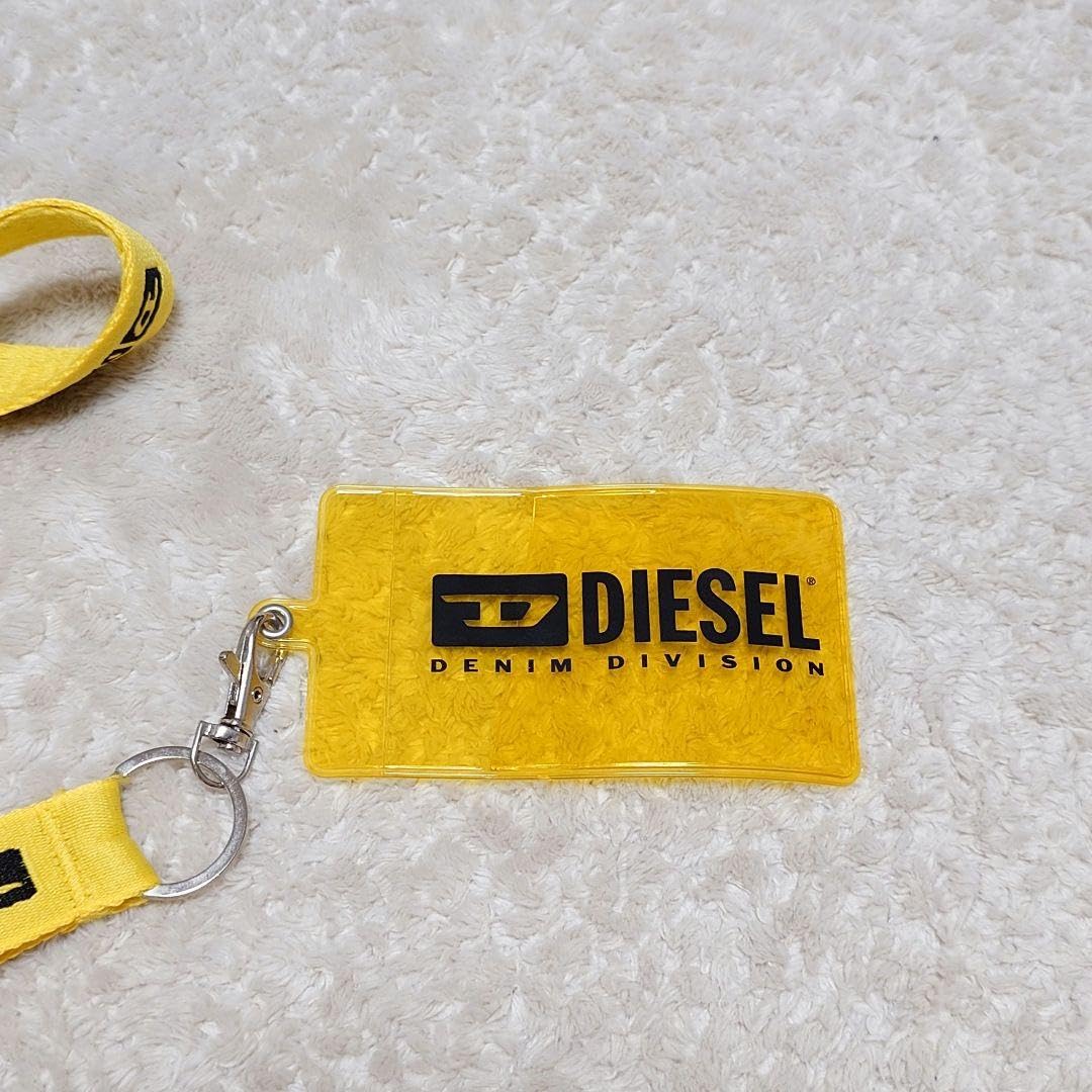 Amazon.co.jp: ノベルティグッズディーゼル ネックストラップ＋カード