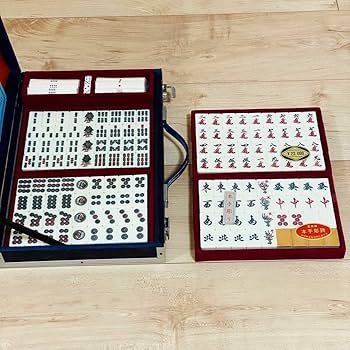 Amazon | 藝夢堂 最高級 本手彫牌 麻雀牌 背竹牌 トランプ証紙付