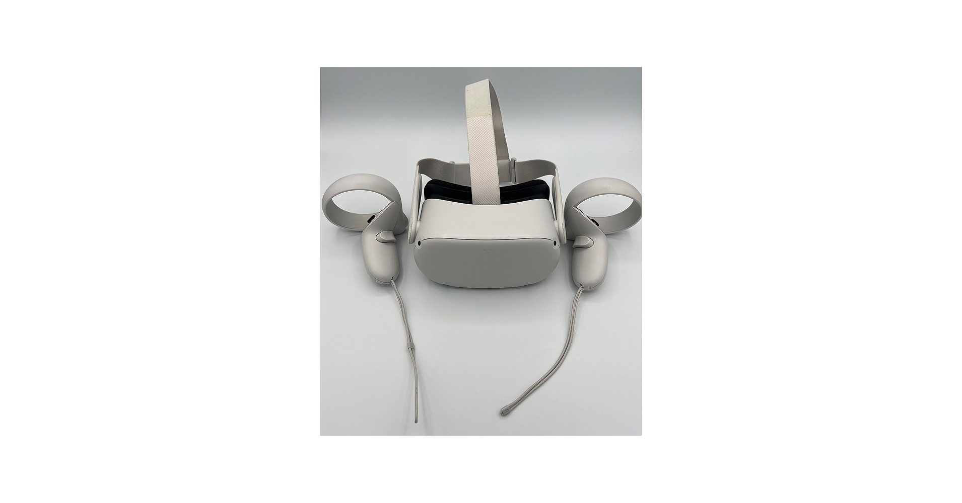 Amazon.com: Oculus Quest 2 Advanced All-in-One Virtual Reality