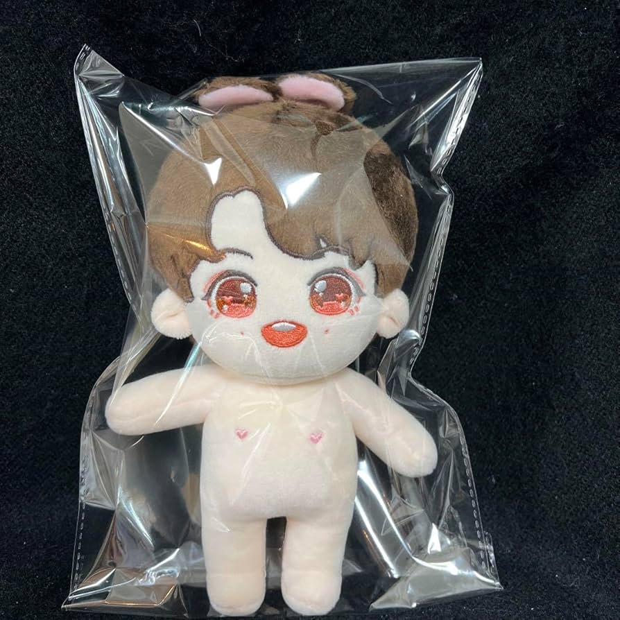 Amazon.co.jp: TXT スビン ぬいぐるみ 20cm マスター : おもちゃ