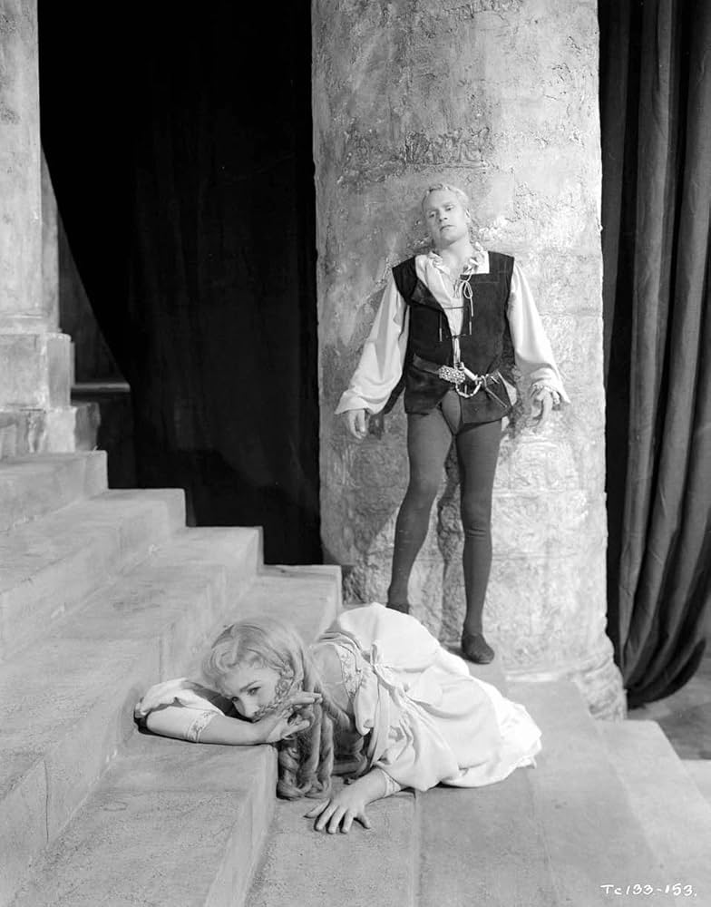 Amazon.co.jp: ハムレット [Blu-ray] : ローレンス・オリヴィエ