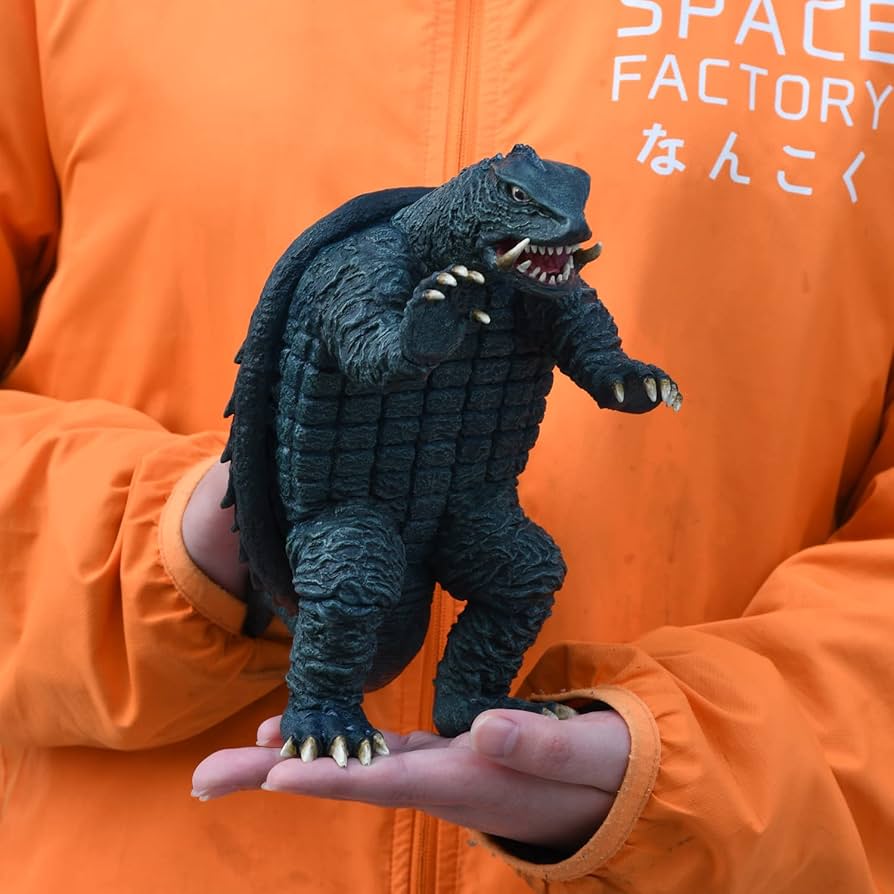 Amazon.co.jp: 大怪獣ガメラ 1/250 ソフトビニール製組立キット 復刻版