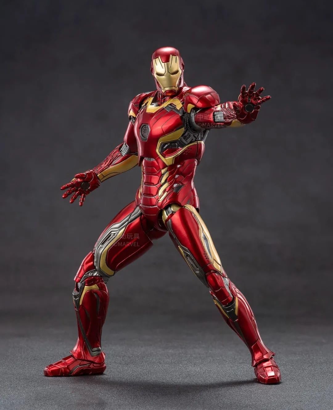 Amazon.co.jp: ZD TOYS『エイジ・オブ・ウルトロン』アイアンマン