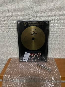 Amazon.co.jp: TWICE ゴールドディスク 全員サイン入り : おもちゃ