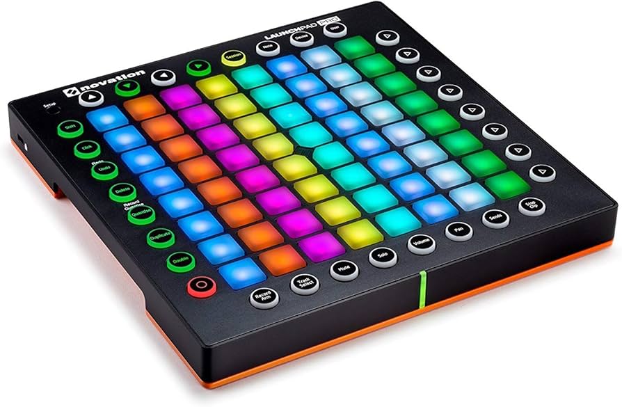 Novation LAUNCHPAD PRO Controladora Pad USB/Midi : Amazon.com.br