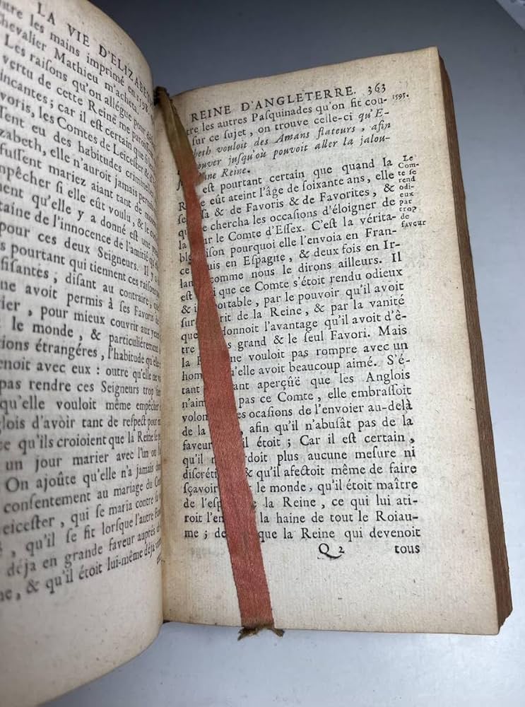古本1696年出版「イギリス女王エリザベス一世の人生」第2巻フランス語