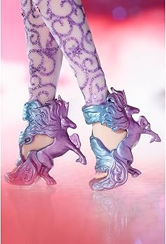 Amazon.co.jp: バービー ユニコーン 女神人形 : おもちゃ