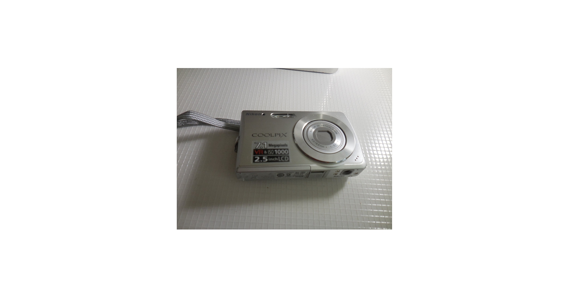 Amazon.com : Nikon Coolpix S200 7.1MP Digital Camera with 3x