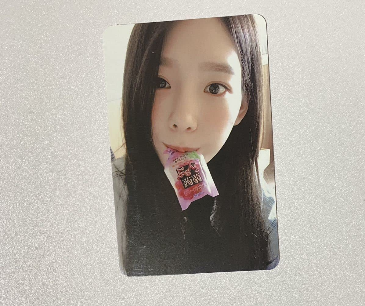 Amazon.co.jp: 少女時代 テヨン Holiday Night トレカ TAEYEON SNSD