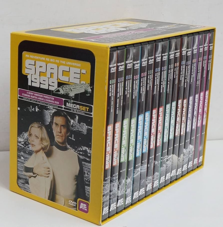 Amazon.com: Space 1999: Megaset : Martin Landau, Barbara Bain