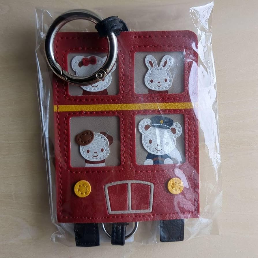 Amazon.co.jp: ファミリア秋のファミリアショー赤キーチャーム