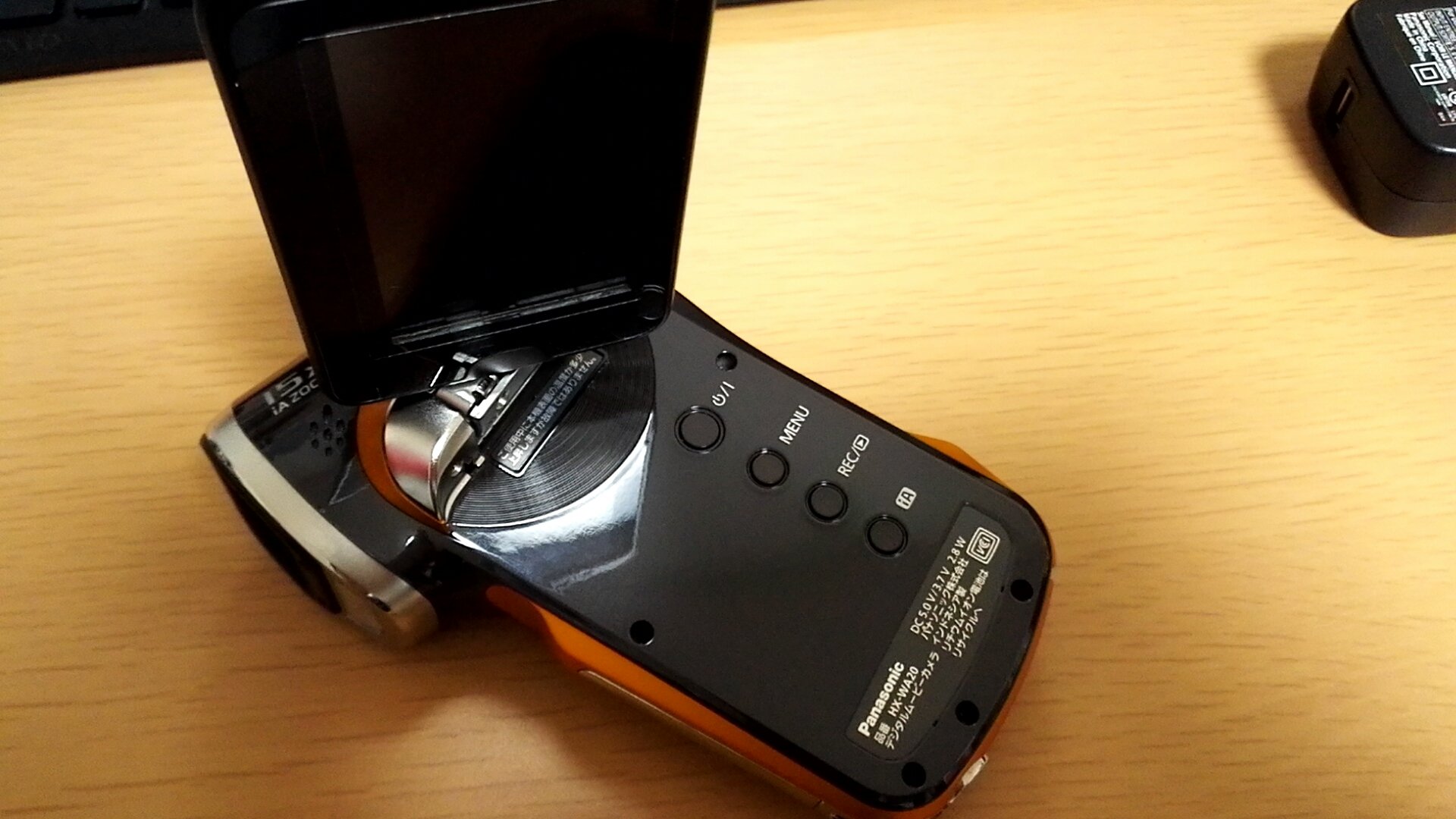 Amazon.co.jp: パナソニック デジタルムービーカメラ WA20 防水仕様