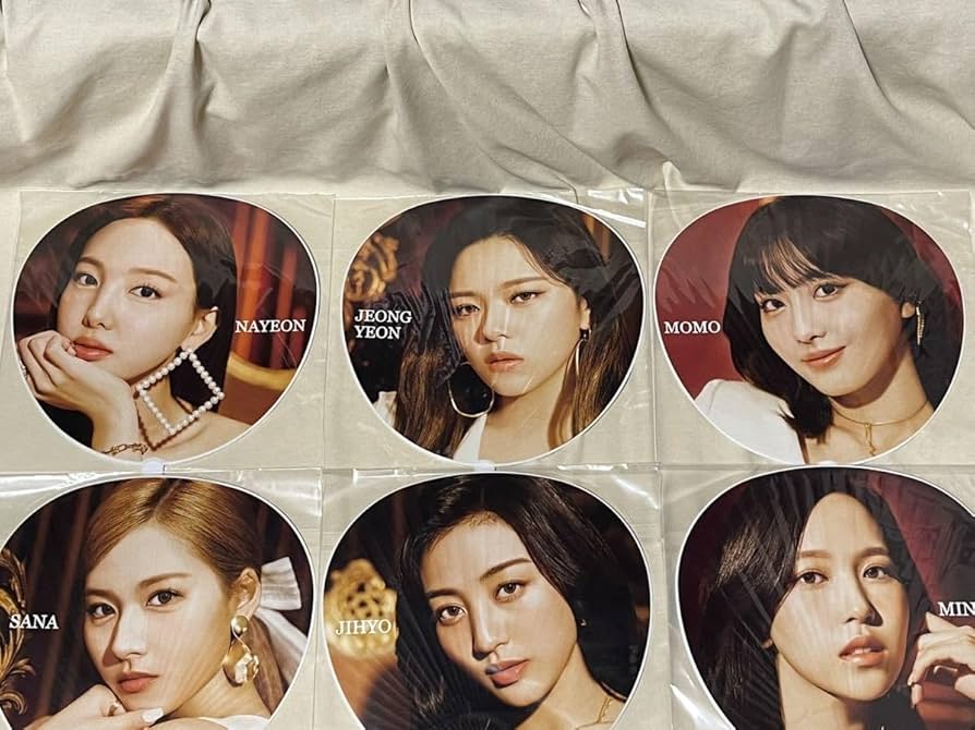 Amazon.co.jp: TWICE JAPAN 3rd ALBUM “Perfect World“ うちわ ナヨン