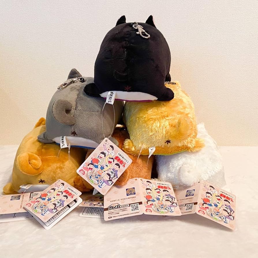 Amazon.co.jp: おそ松さん 松犬 まついぬ リール付きぬいぐるみパス