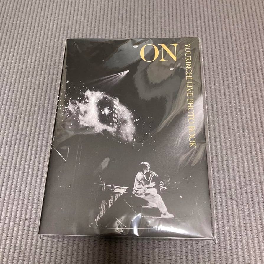 Amazon.co.jp: ゆーりんち限定 優里 写真集 ライブフォトブック