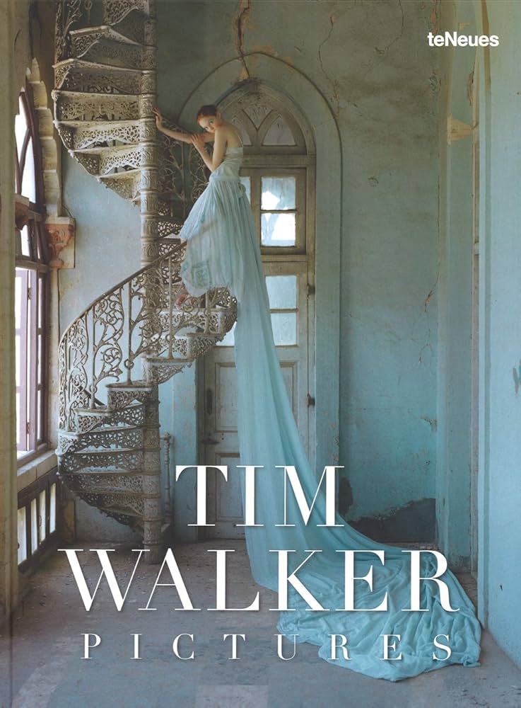 Amazon | Tim Walker Pictures | Walker, Tim, Muir, Robin