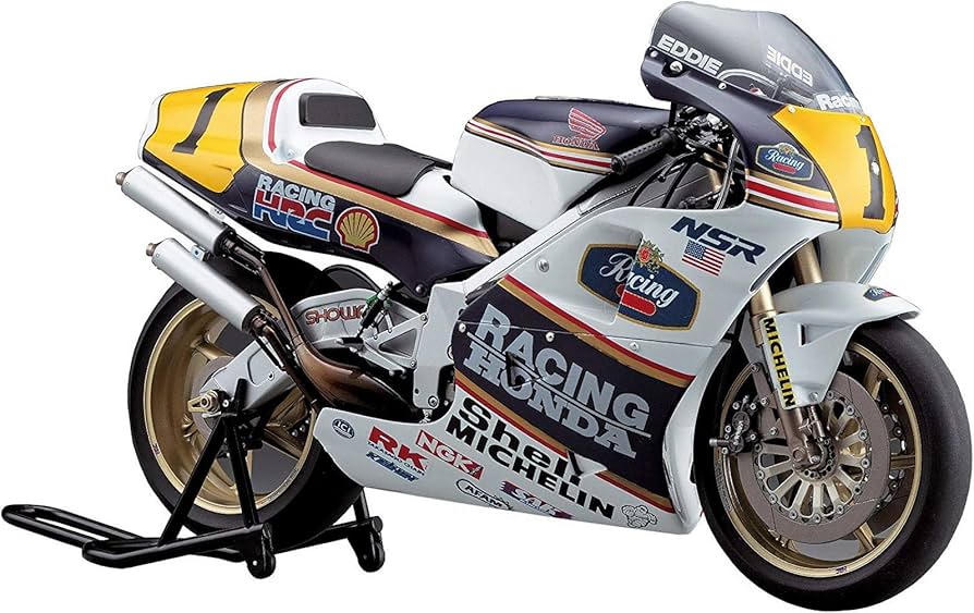 Amazon.com: Hasegawa 1:12 Honda NSR500 1989 WGP500 Champion Eddie