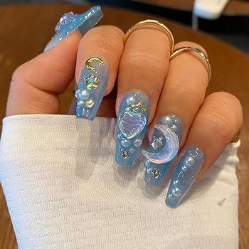 Amazon | 手作りネイルチップミディアムロングバレリーナつけ爪水色