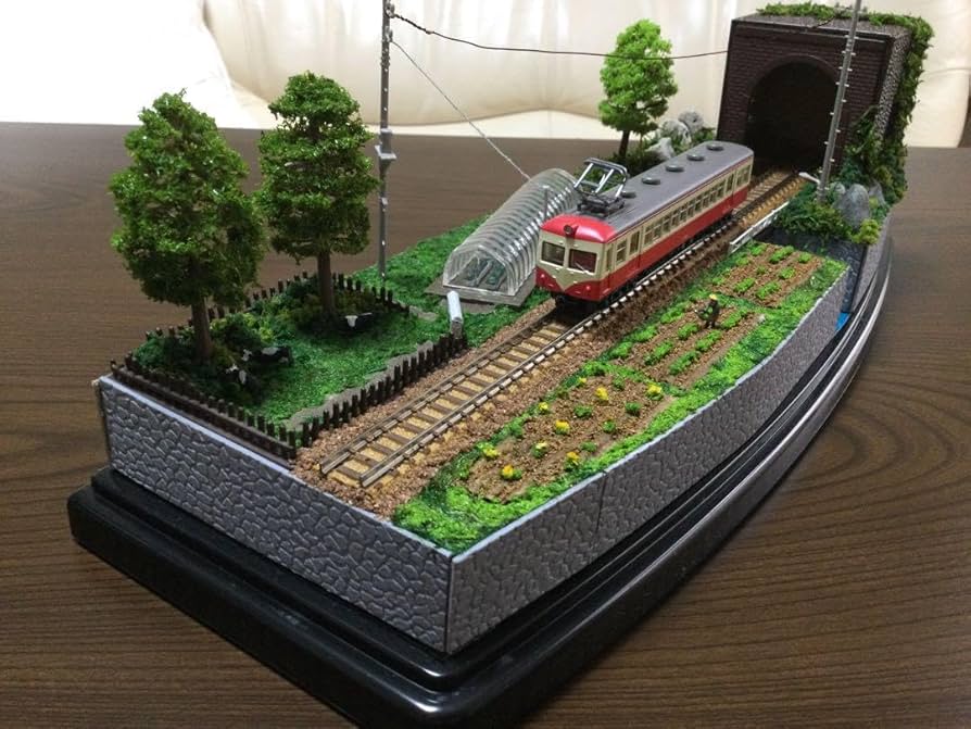 Nゲージ鉄道模型 ジオラマ 透明ケース付き A3サイズ Nゲージ鉄道模型