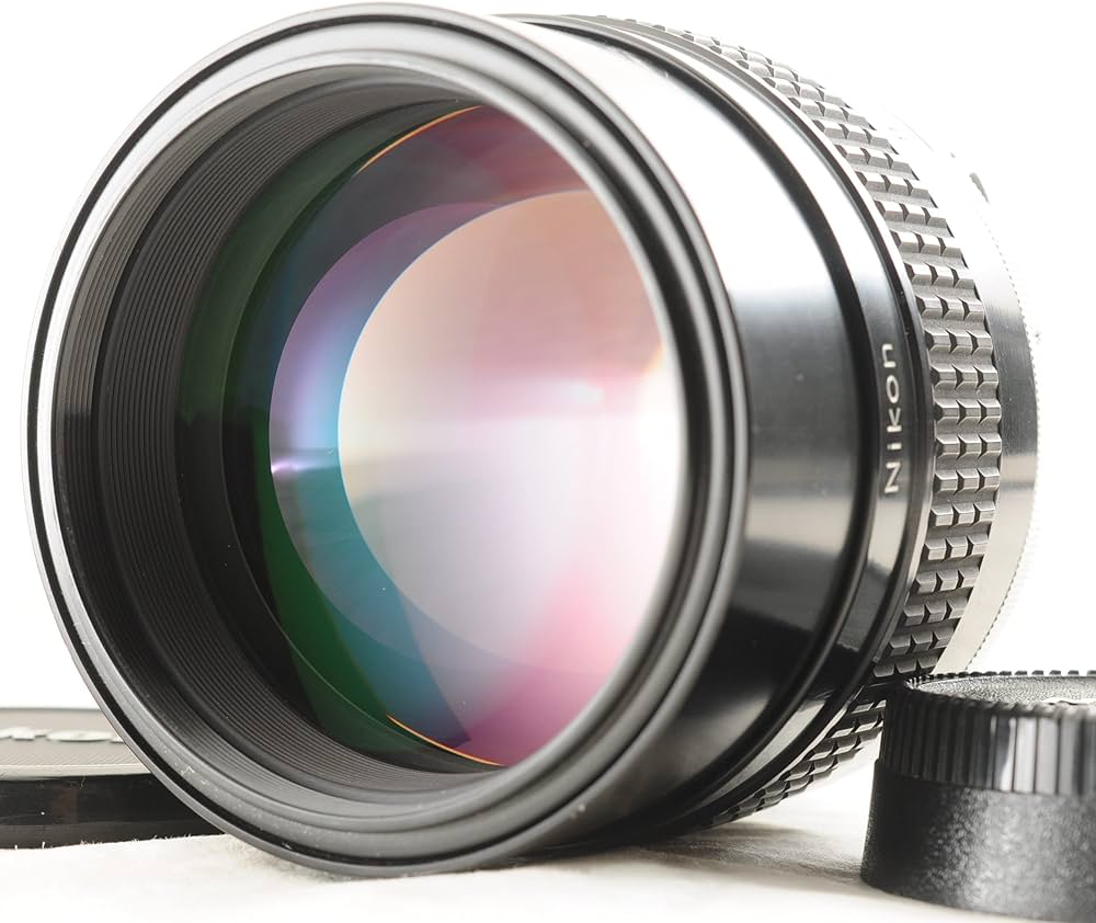 Amazon.co.jp: Nikon ニコン Ai-S NIKKOR 105mm F1.8 : 家電＆カメラ