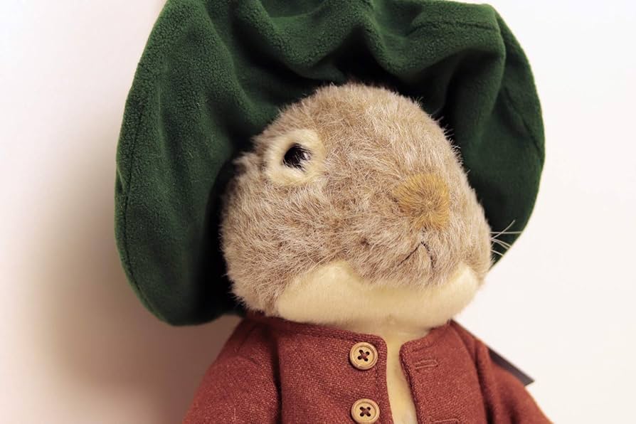 Amazon.co.jp: PETER RABBIT (ピーターラビット) ぬいぐるみ