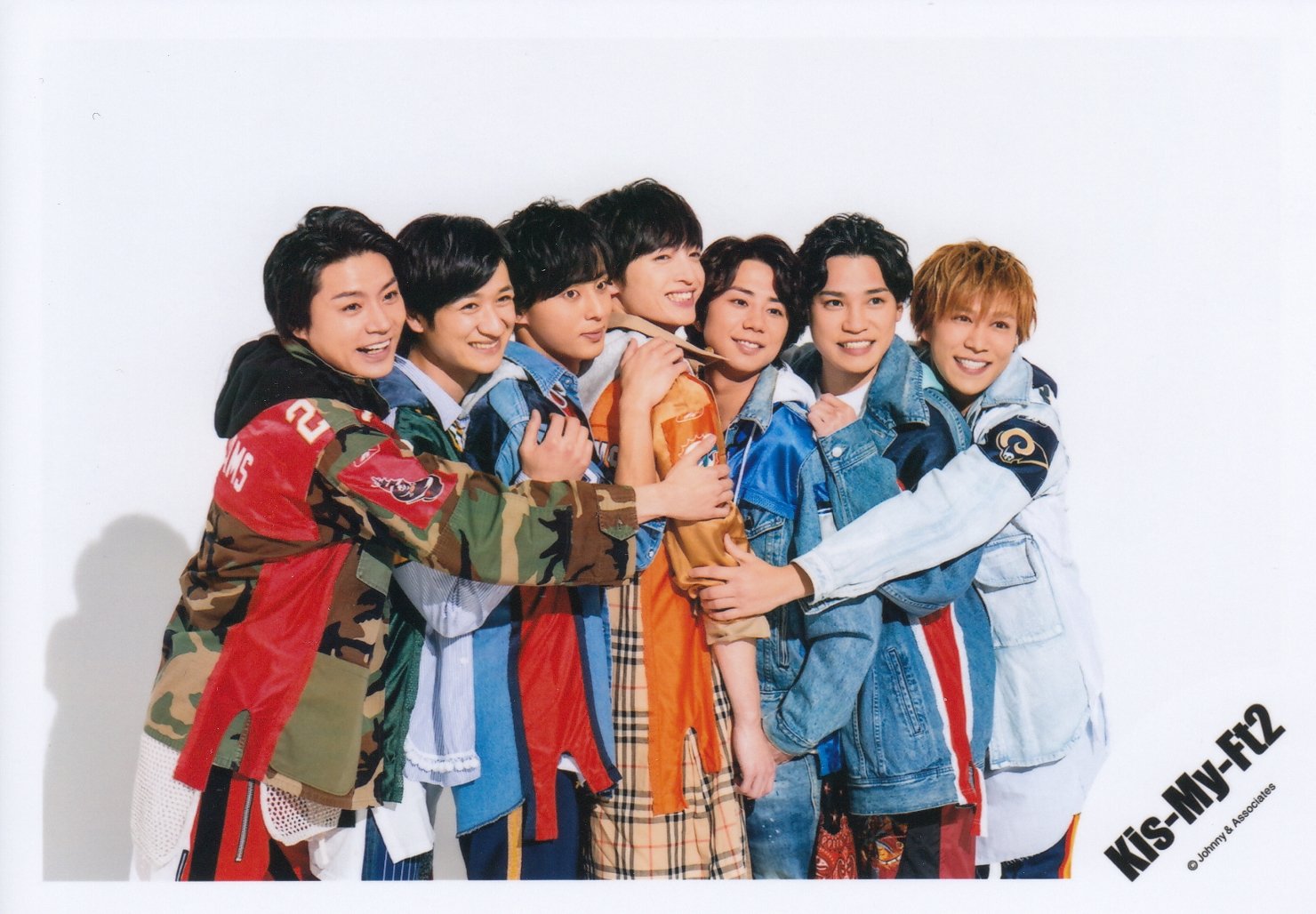 Amazon.co.jp: Kis-My-Ft2 公式 生 写真（集合）KIA00151 : おもちゃ