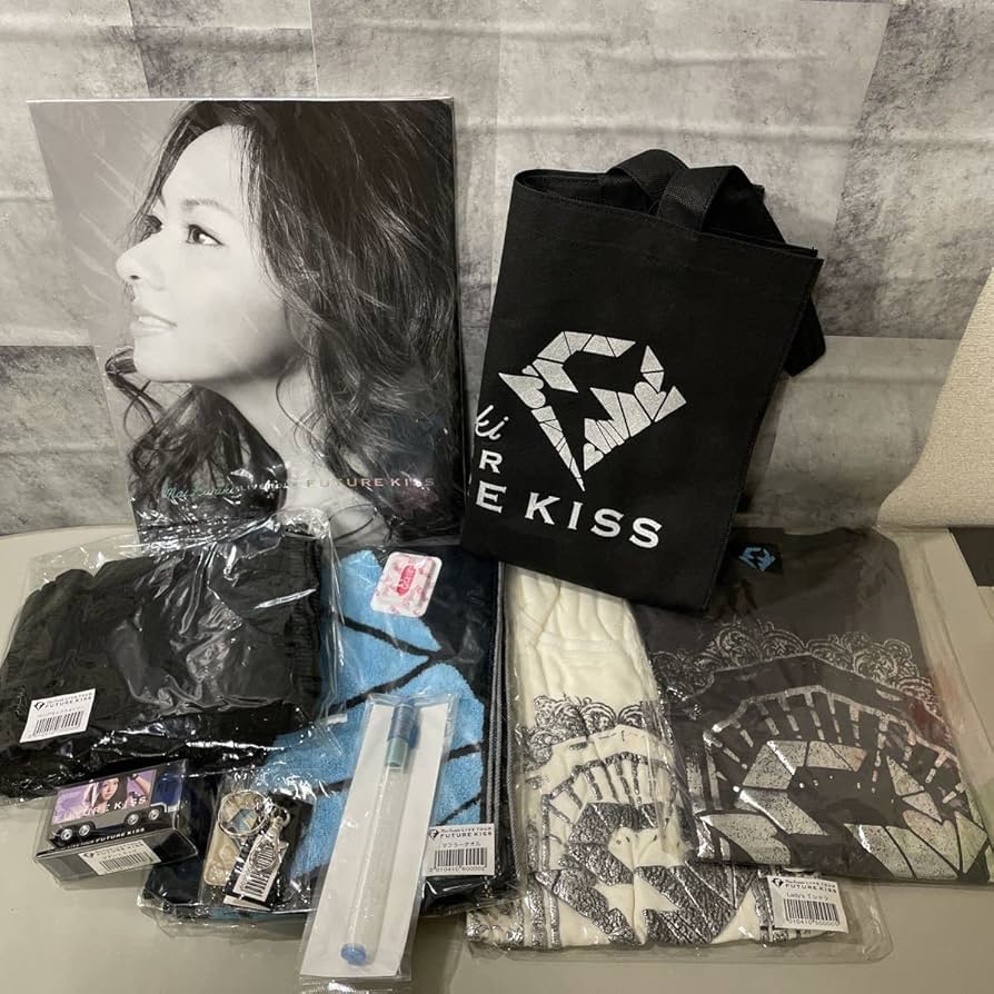 Amazon.co.jp: 未開封多数倉木麻衣 Live Tour FUTURE KISS グッズ