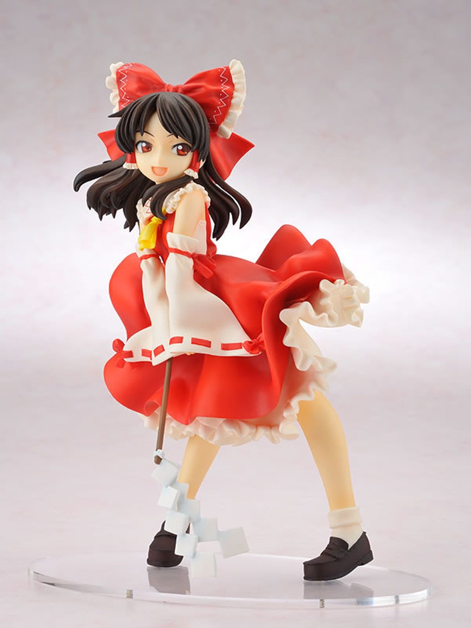 Amazon | 東方プロジェクト 博麗霊夢 1/8 完成品フィギュア