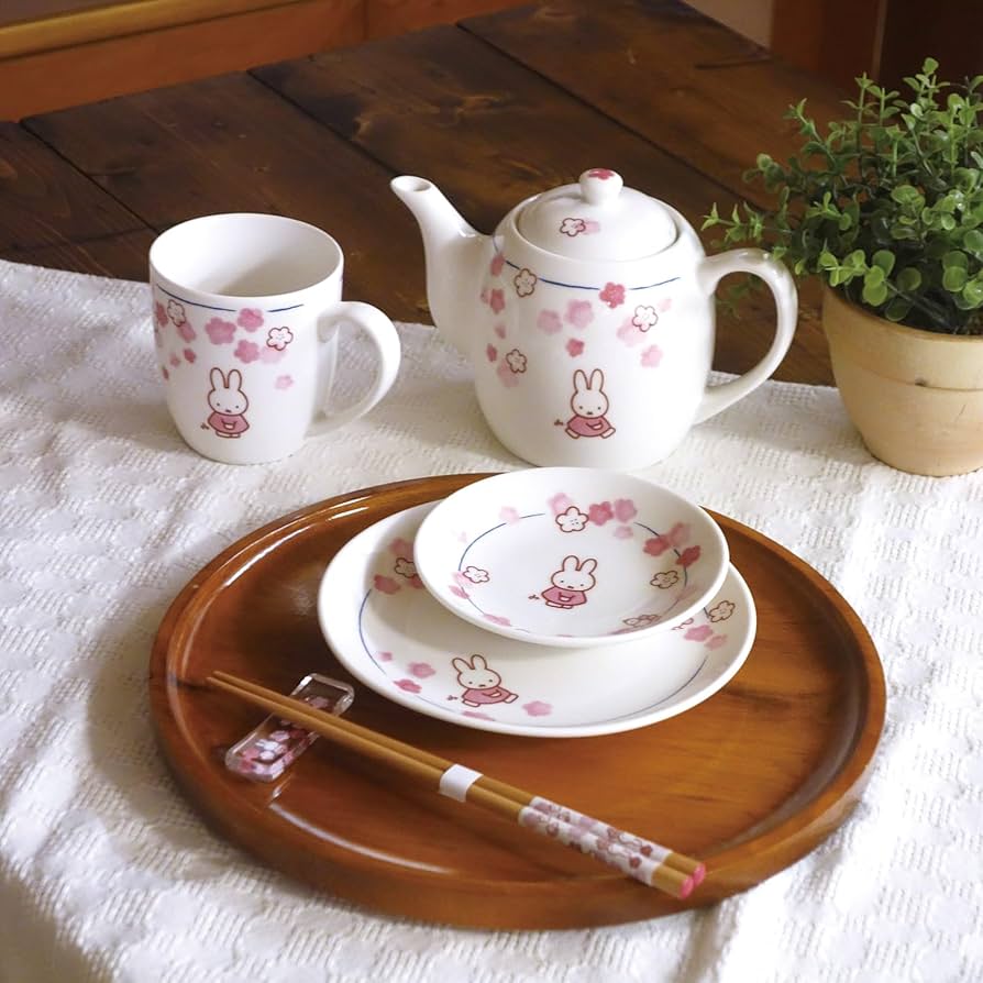 Amazon｜ディック・ブルーナ 「 ミッフィー Miffy 」 ポット