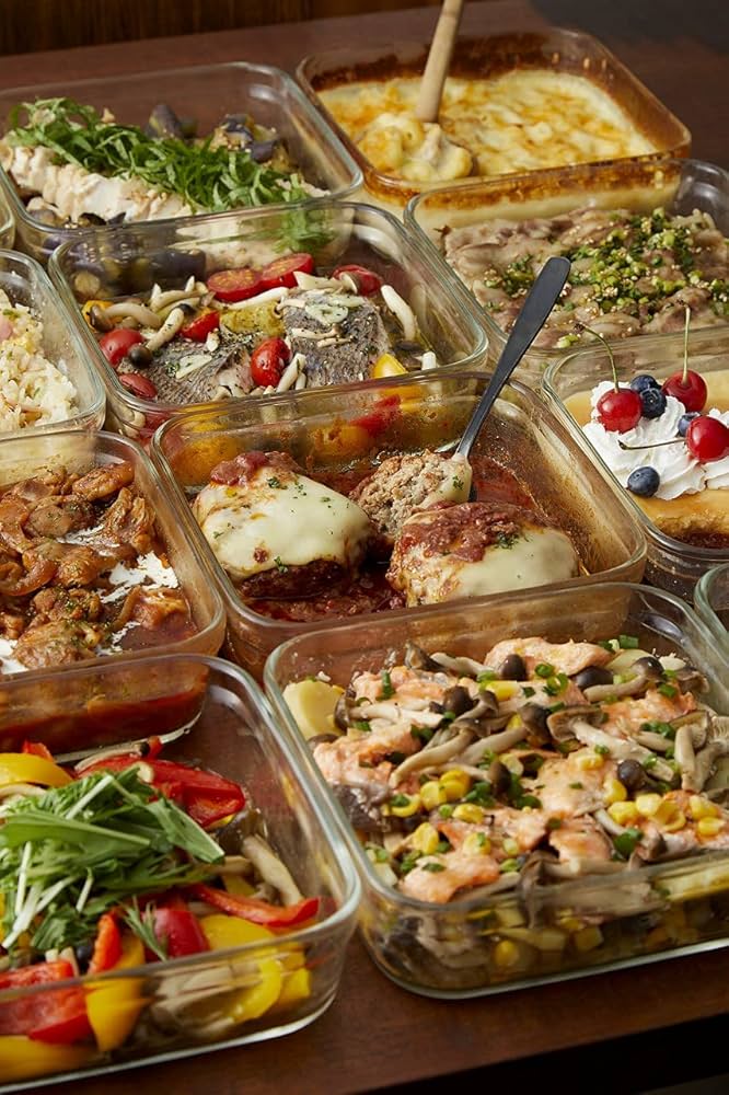 山本ゆりのおいしいレシピBOOK 限定カラーのiwaki耐熱容器つき