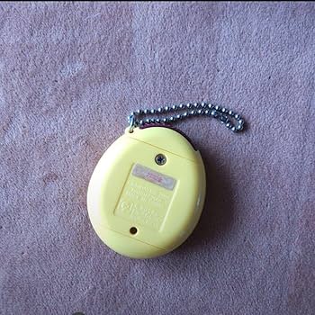 Amazon | かえってきた たまごっちプラス＊黄色 | ハンドヘルドゲーム