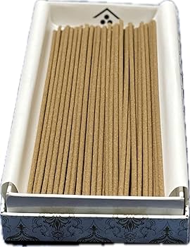 Amazon.co.jp: 御香 伽羅 香木沈香の中の極上品 非常に希少で高価な香