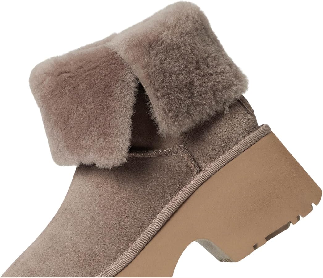 Amazon.com | UGG Women's Esmee Boot Boot, Caribou, 11 | Ankle & Bootie