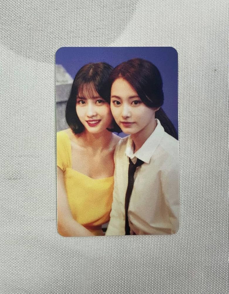 Amazon.co.jp: TWICE what is loveサノク トレカ モモ ツウィ : おもちゃ